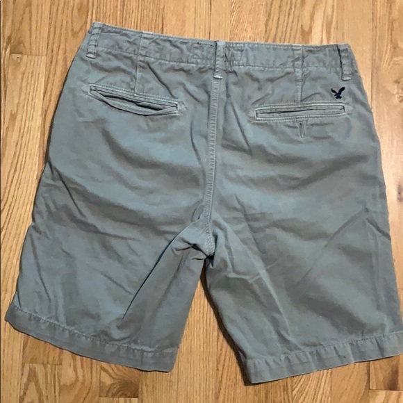 American Eagle Shorts - Picture 2 of 5